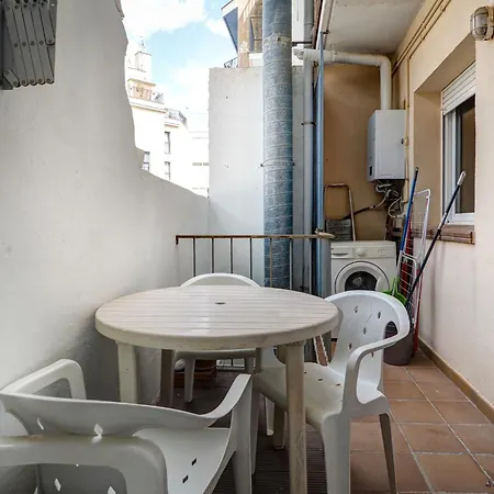 Apartman Parellades By Hello Homes *
